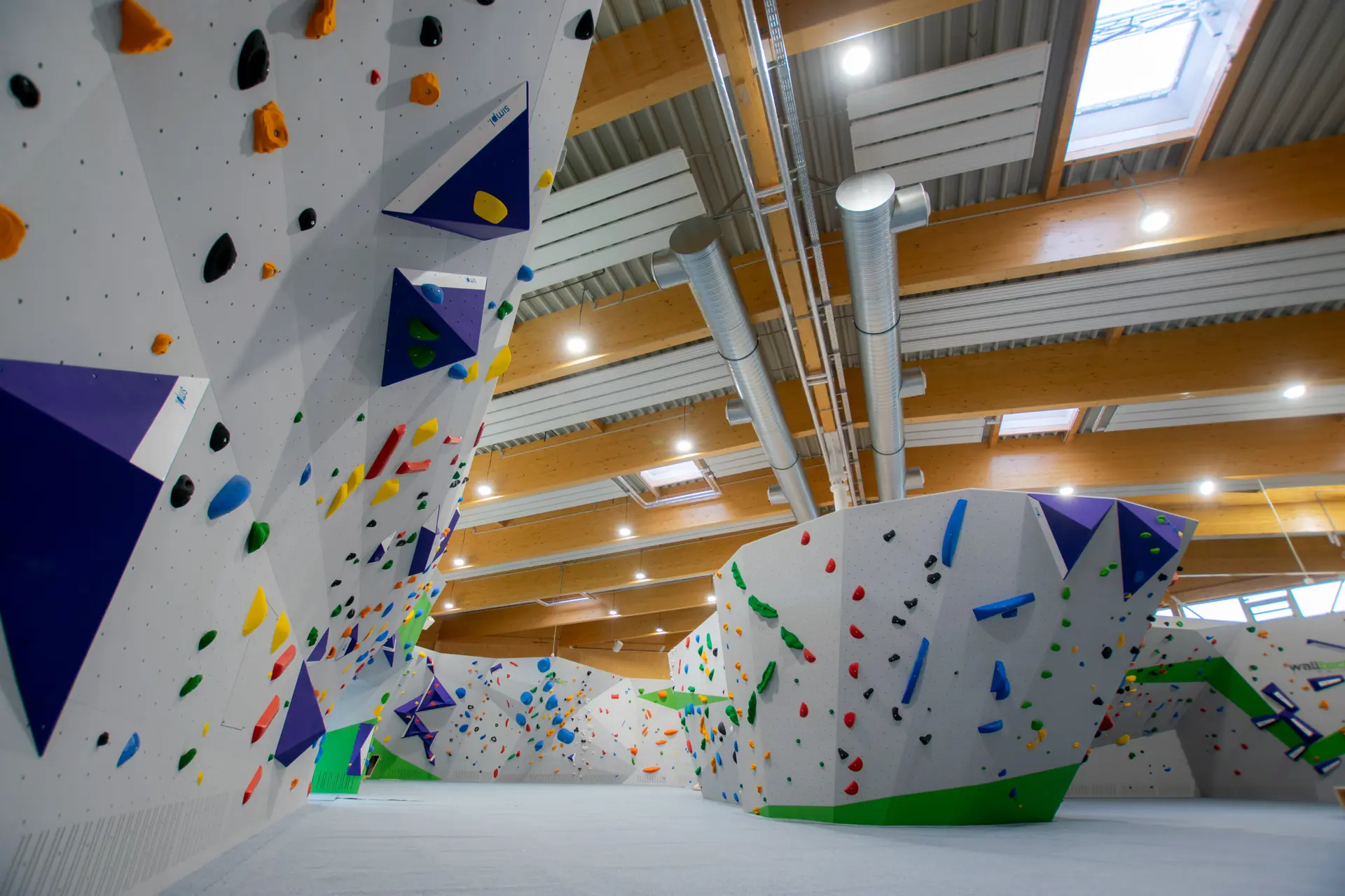 Welle Richtung Platte | © diekletterarena