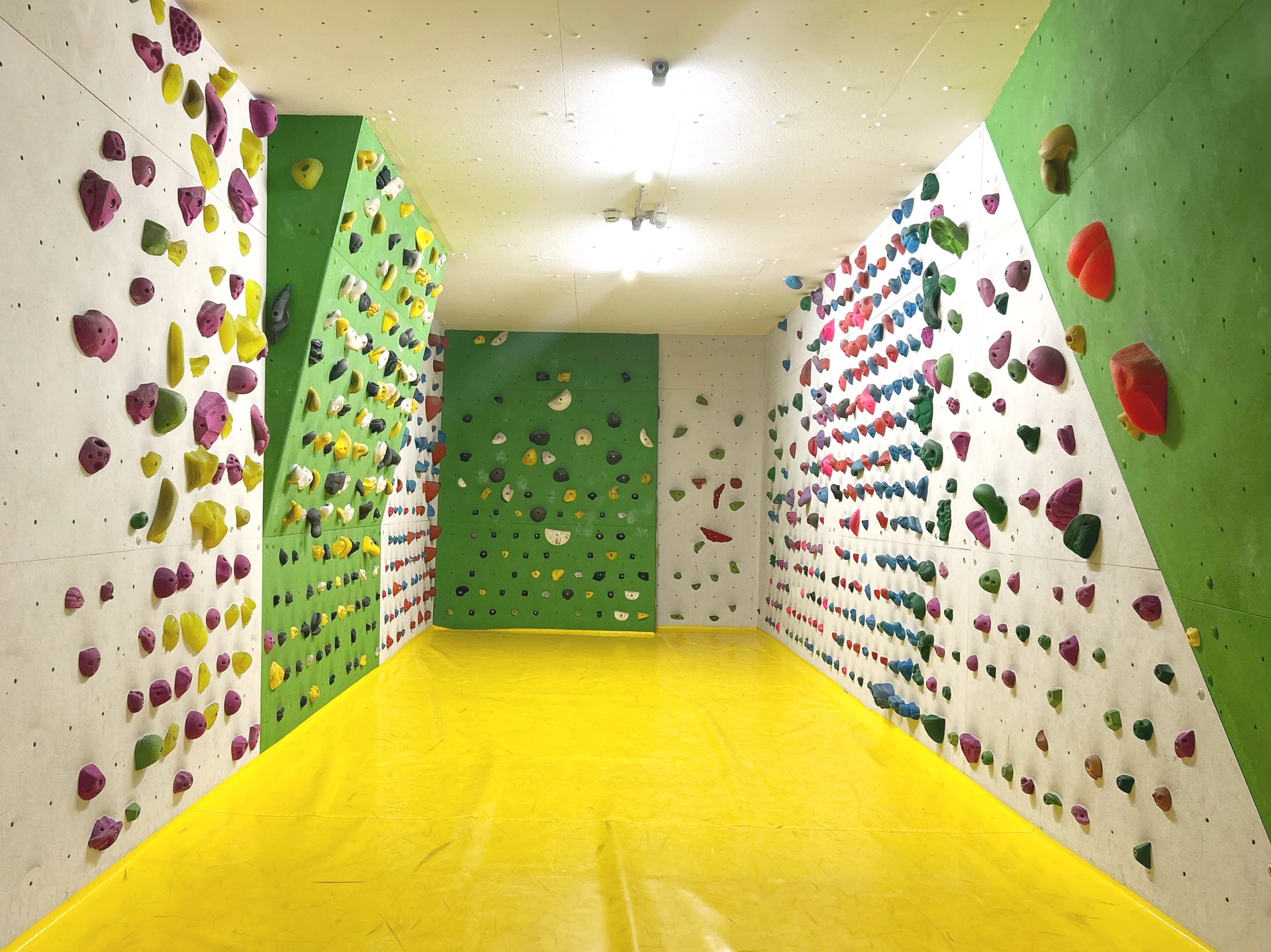 Kinderkletterhöhle | © diekletterarena Kinderhöhle | © diekletterarena