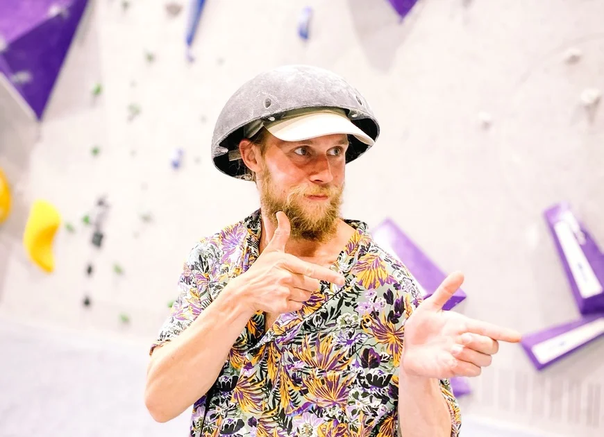 Portrait Marius Gaub Routenbauer | © diekletterarena Portrait Marius Gaub / Team Routenbau / diekletterarena | © diekletterarena